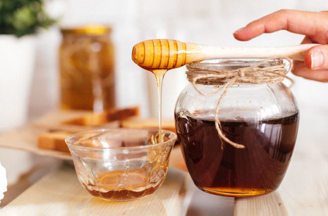 12 Ways Natural Jarrah Honey Can Up Your Beauty Game